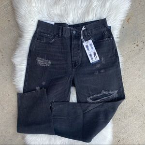 NEW Forever 21 Straight Jeans (Size 31)
